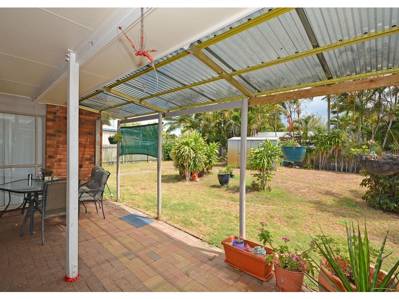 5 Lakeside Court, Torquay QLD 4655