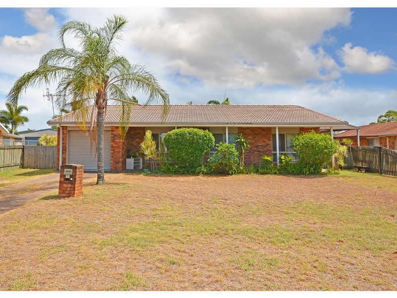 5 Lakeside Court, Torquay QLD 4655