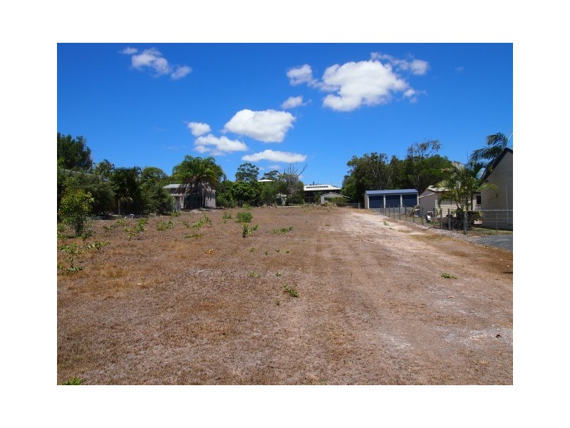 15 Beacon road, Booral QLD 4655