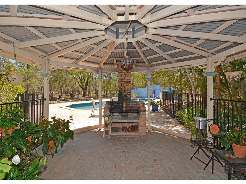 10 Burralong Drive, Wondunna QLD 4655