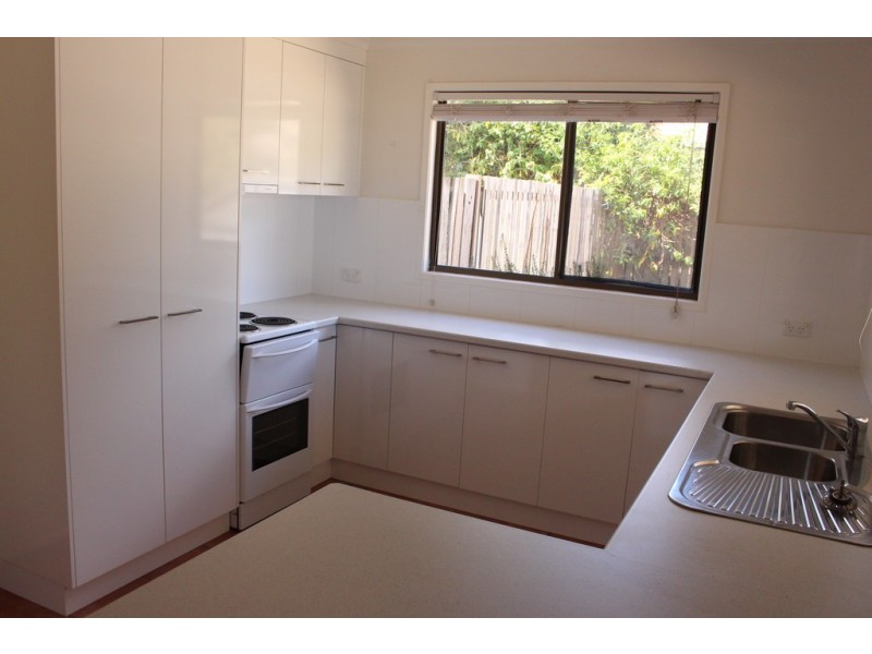 57 Pulgul Street, Urangan QLD 4655