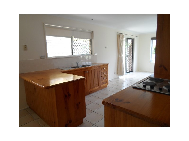19 Galatea Street, Point Vernon QLD 4655