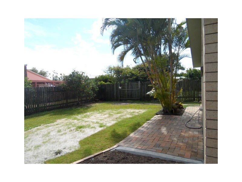 19 Galatea Street, Point Vernon QLD 4655