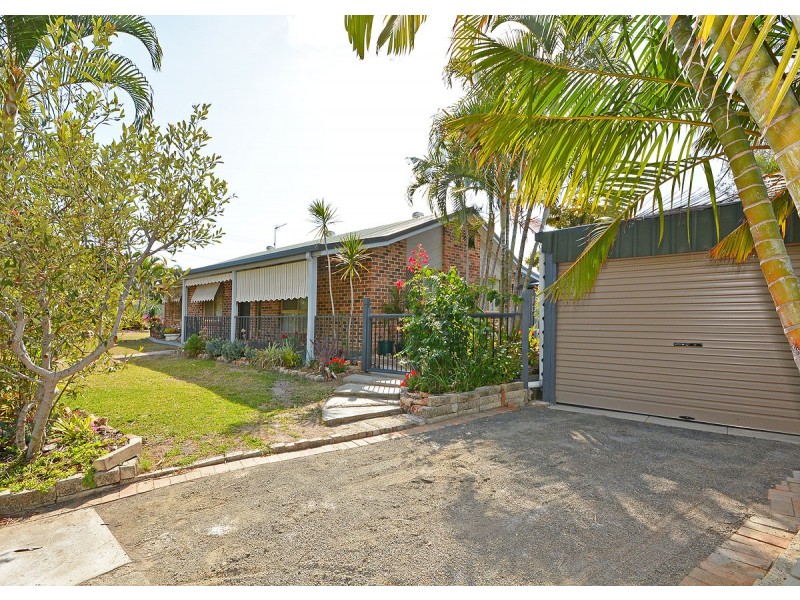 26 Rachael Street, Point Vernon QLD 4655