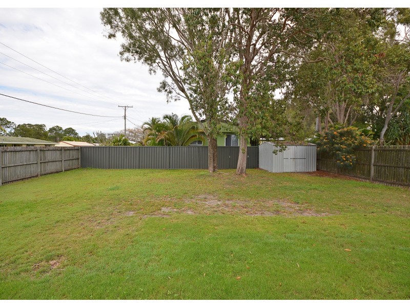 123 Long Street, Point Vernon QLD 4655