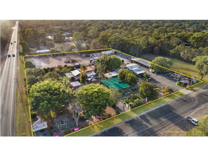 82 Boundary Road, Urangan QLD 4655