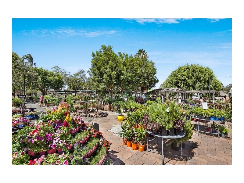 82 Boundary Road, Urangan QLD 4655