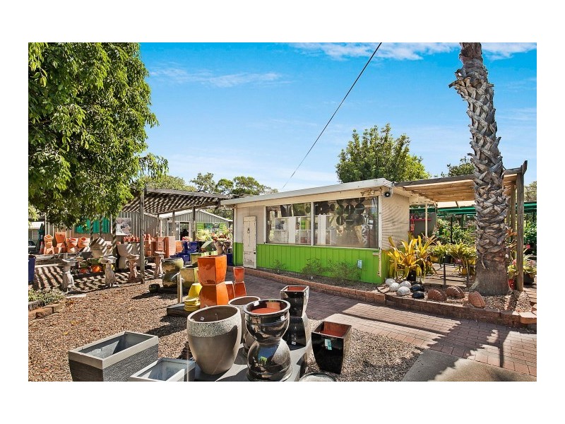 82 Boundary Road, Urangan QLD 4655