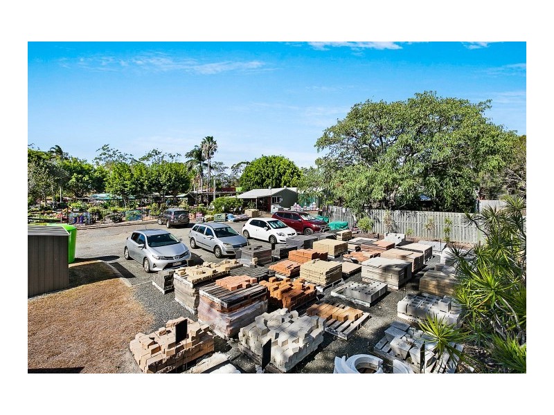 82 Boundary Road, Urangan QLD 4655