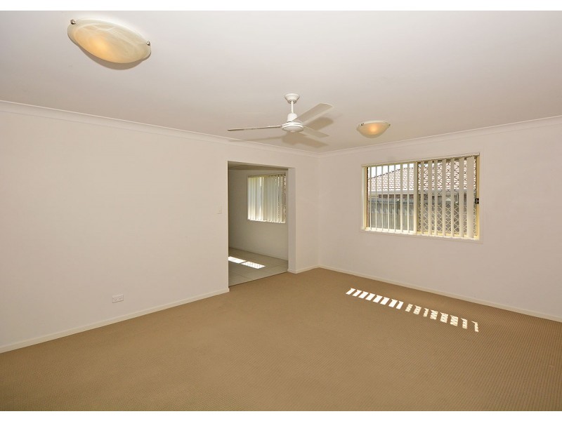 5 Peat Court, Nikenbah QLD 4655