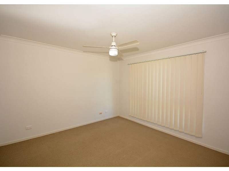5 Peat Court, Nikenbah QLD 4655