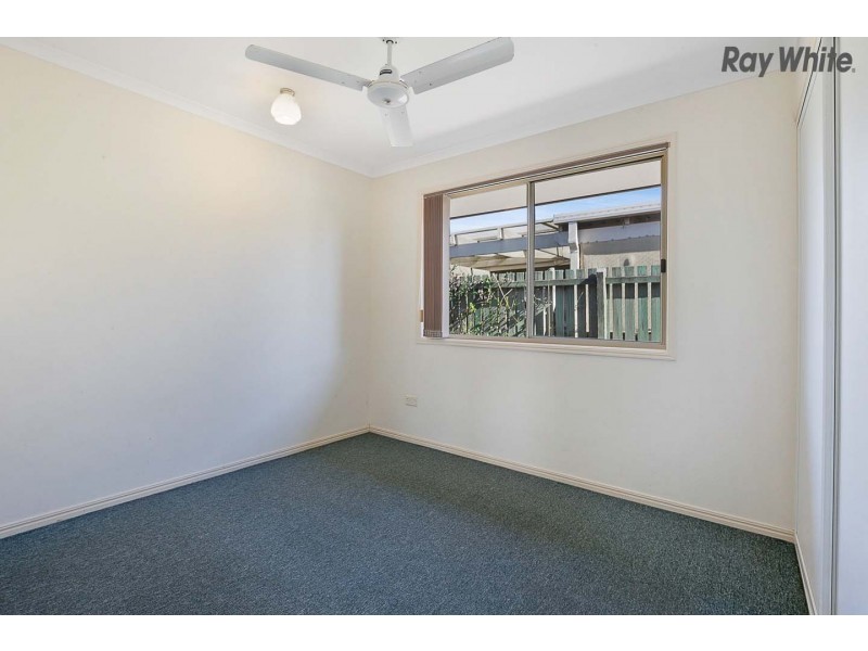 4 King Edward Court, Urangan QLD 4655