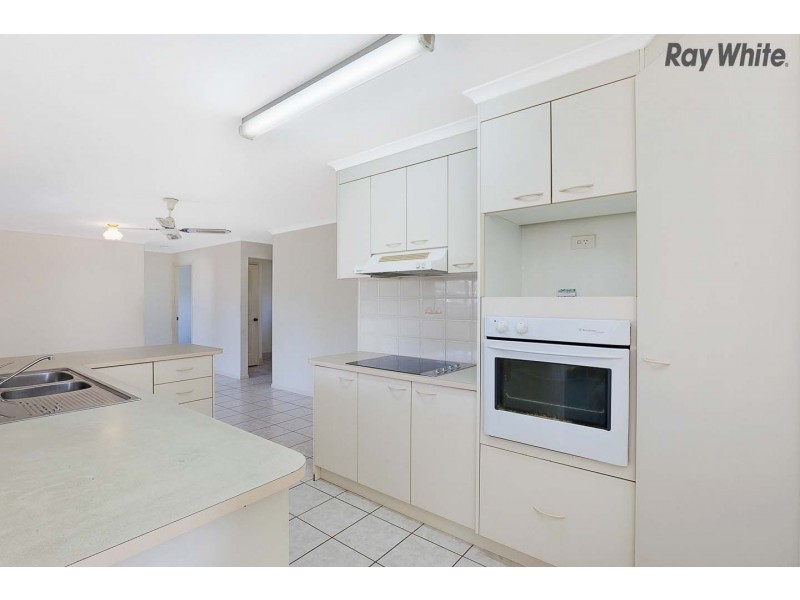 4 King Edward Court, Urangan QLD 4655