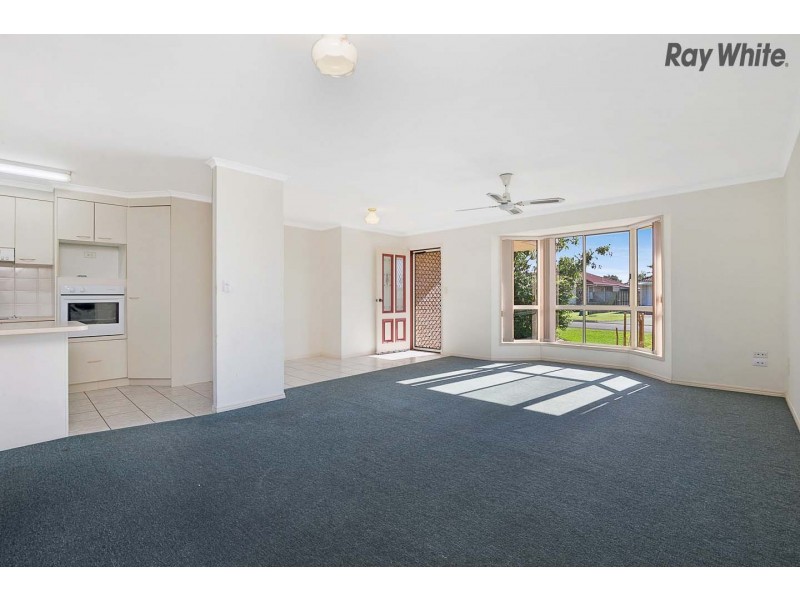 4 King Edward Court, Urangan QLD 4655