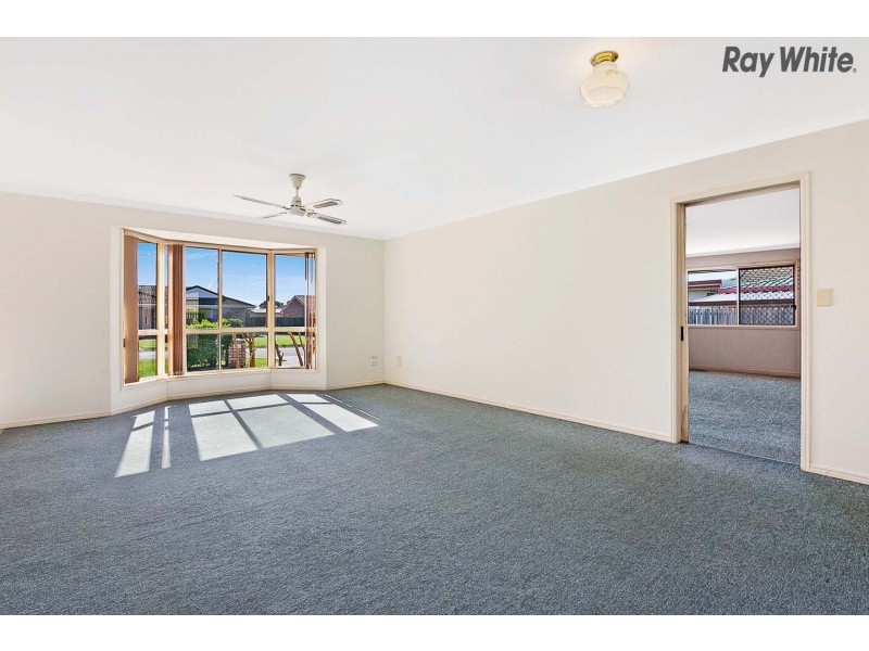 4 King Edward Court, Urangan QLD 4655