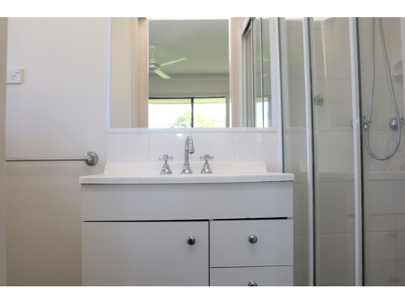 25 Heather Way, Urraween QLD 4655