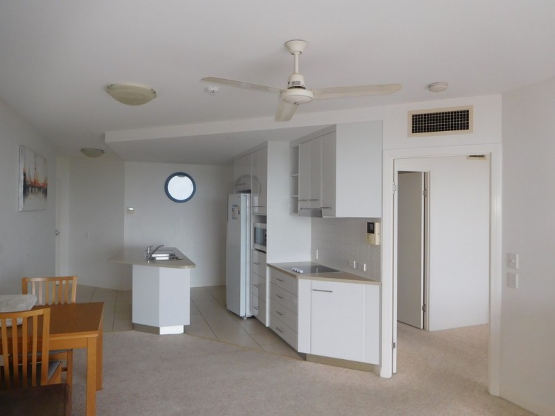 402/239 ESPLANADE, Pialba QLD 4655