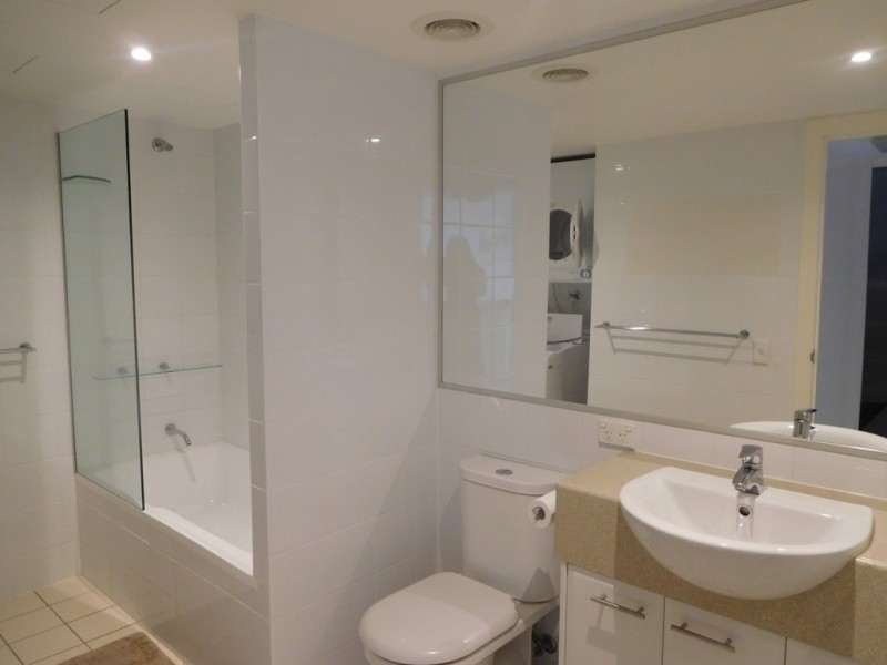 402/239 ESPLANADE, Pialba QLD 4655