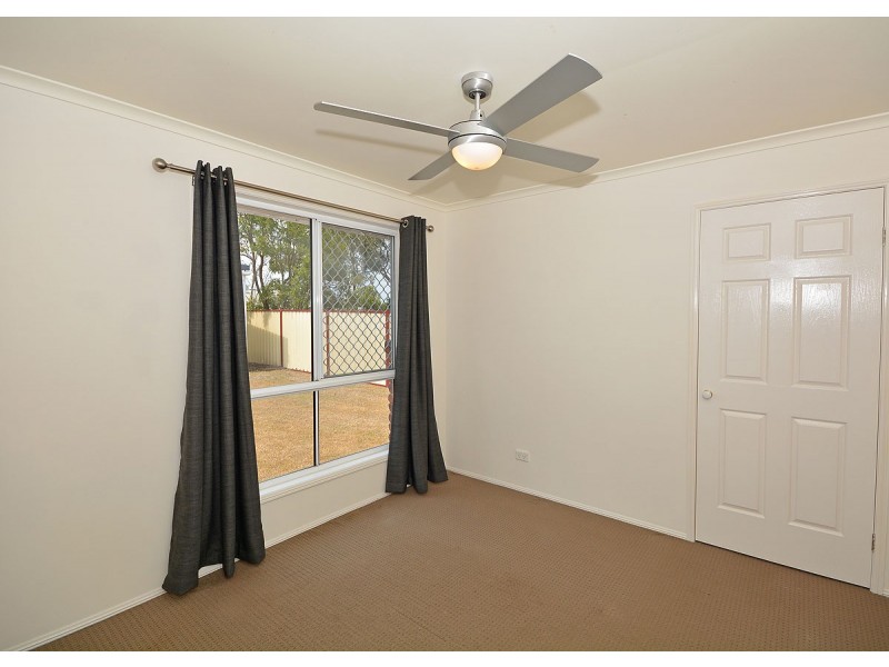 7 Whimbrel Grove, Eli Waters QLD 4655