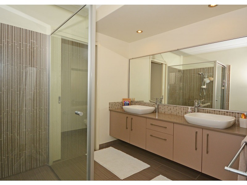 1/40 Victor Drive, Kawungan QLD 4655