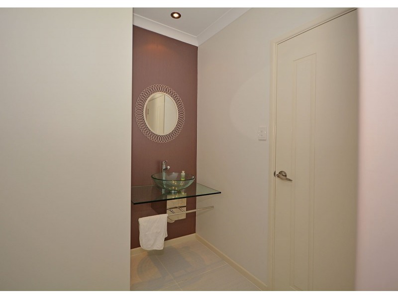 1/40 Victor Drive, Kawungan QLD 4655