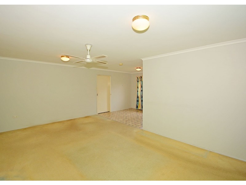 35 Caddy Avenue, Urraween QLD 4655