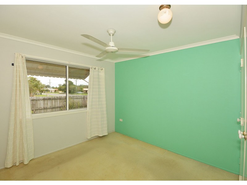 35 Caddy Avenue, Urraween QLD 4655