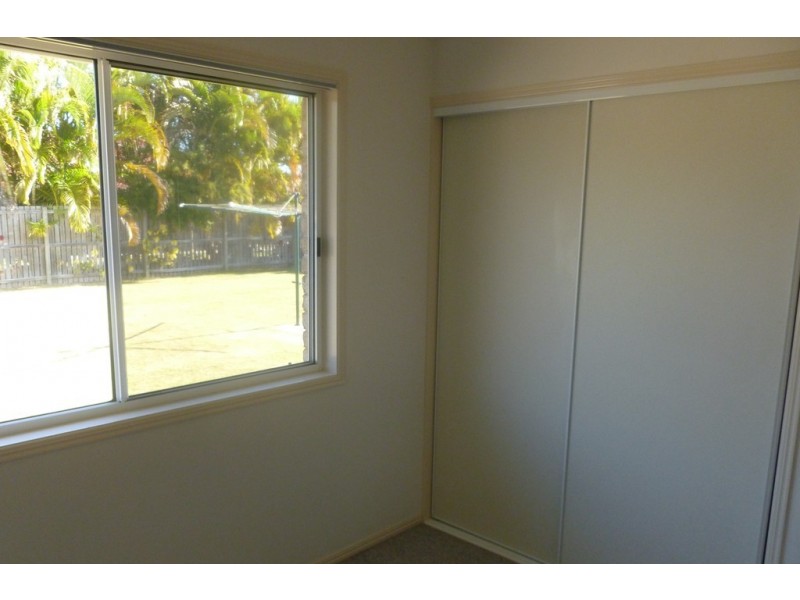 6 Sonder Street, Urangan QLD 4655