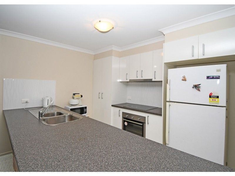 16 Ferris Avenue, River Heads QLD 4655