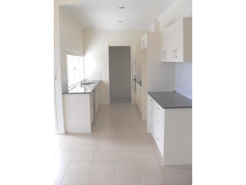 16/71 Elizabeth Street, Urangan QLD 4655