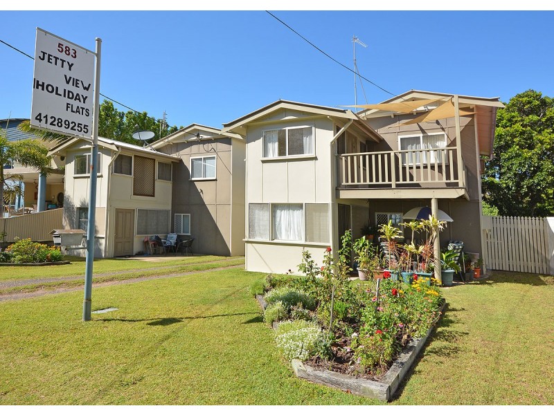 583 Charlton Esplanade, Urangan QLD 4655