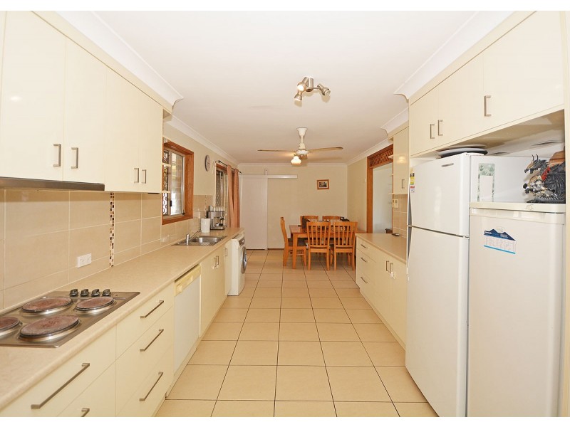 6 Golden Court, Kawungan QLD 4655