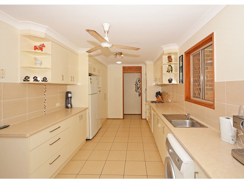 6 Golden Court, Kawungan QLD 4655