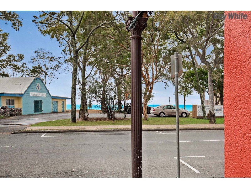 446 Charlton Esplanade, Torquay QLD 4655