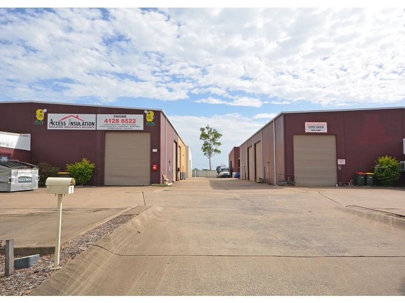 2 and 3/90 Lower Mountain Road, Dundowran QLD 4655