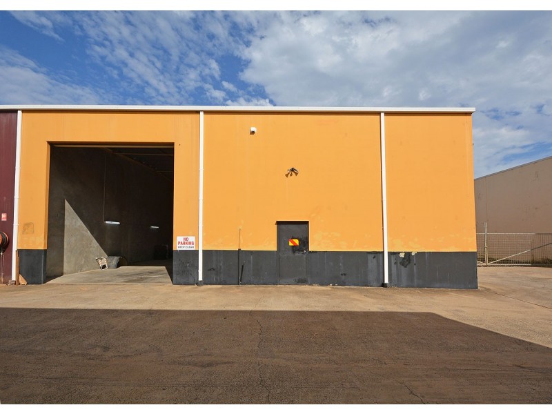 2 and 3/90 Lower Mountain Road, Dundowran QLD 4655