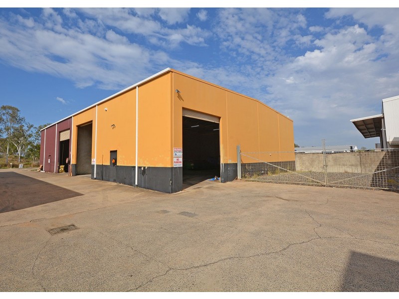 2 and 3/90 Lower Mountain Road, Dundowran QLD 4655