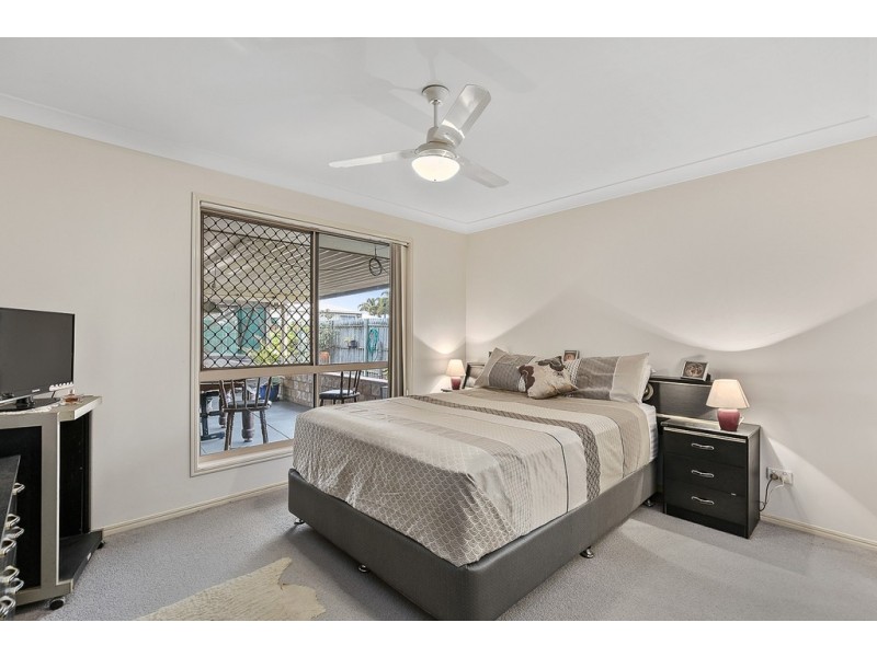 32 Lucas Drive, Burrum Heads QLD 4659