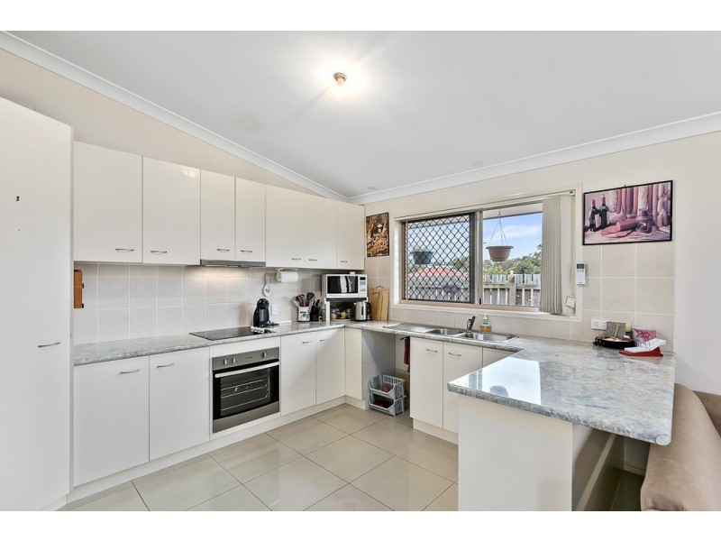 32 Lucas Drive, Burrum Heads QLD 4659