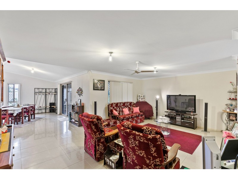 32 Lucas Drive, Burrum Heads QLD 4659