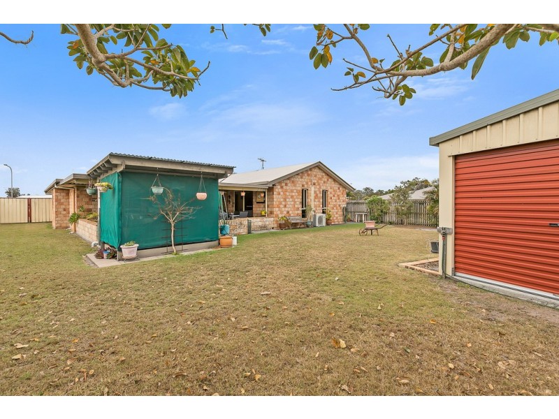 32 Lucas Drive, Burrum Heads QLD 4659