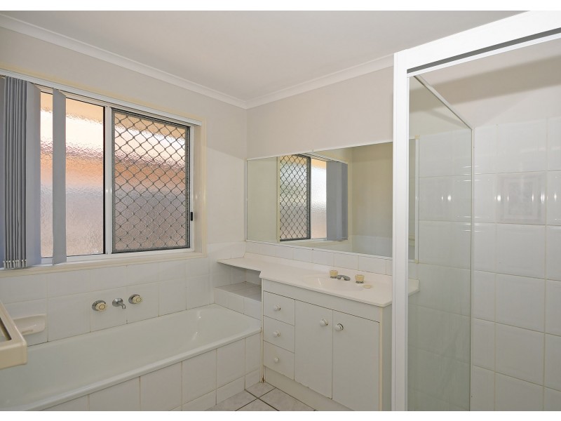 14 Ivybird Court, Torquay QLD 4655