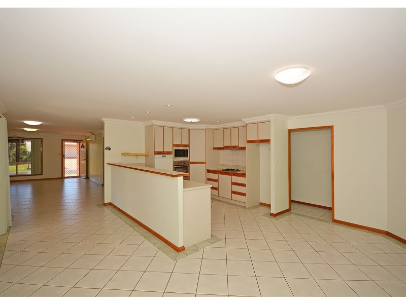 28 St Joseph Drive, Urraween QLD 4655