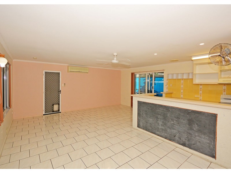 41 Kululu Crescent, Scarness QLD 4655