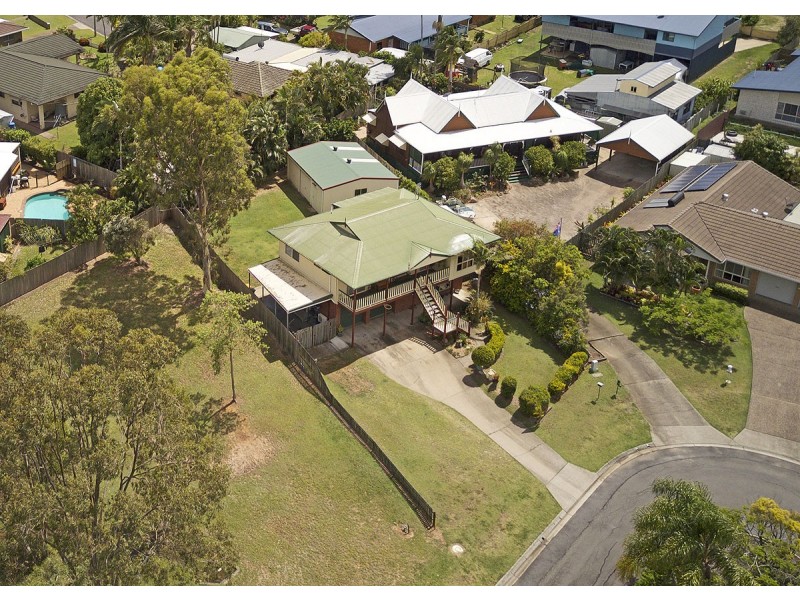 32 Earls Court, Point Vernon QLD 4655