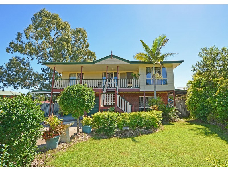 32 Earls Court, Point Vernon QLD 4655
