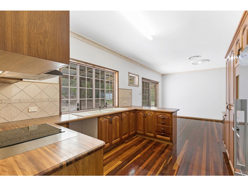 84 Sunnyside Drive, Susan River QLD 4655