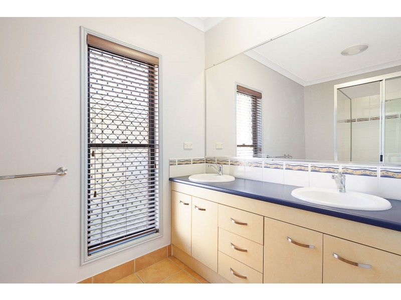 217 Esplanade, Pialba QLD 4655