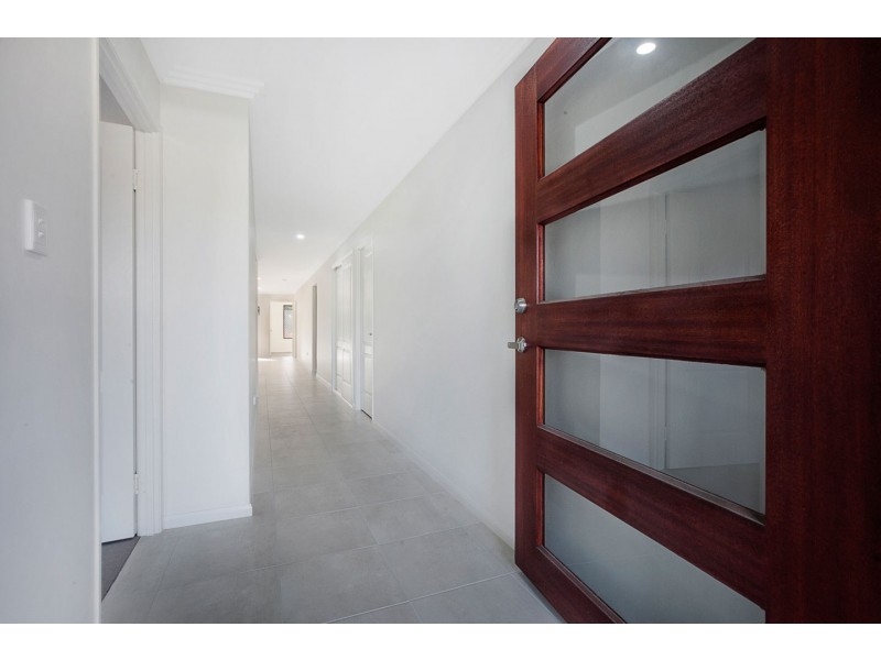 6 Poinciana Cresent, Kawungan QLD 4655