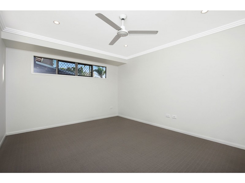 6 Poinciana Cresent, Kawungan QLD 4655